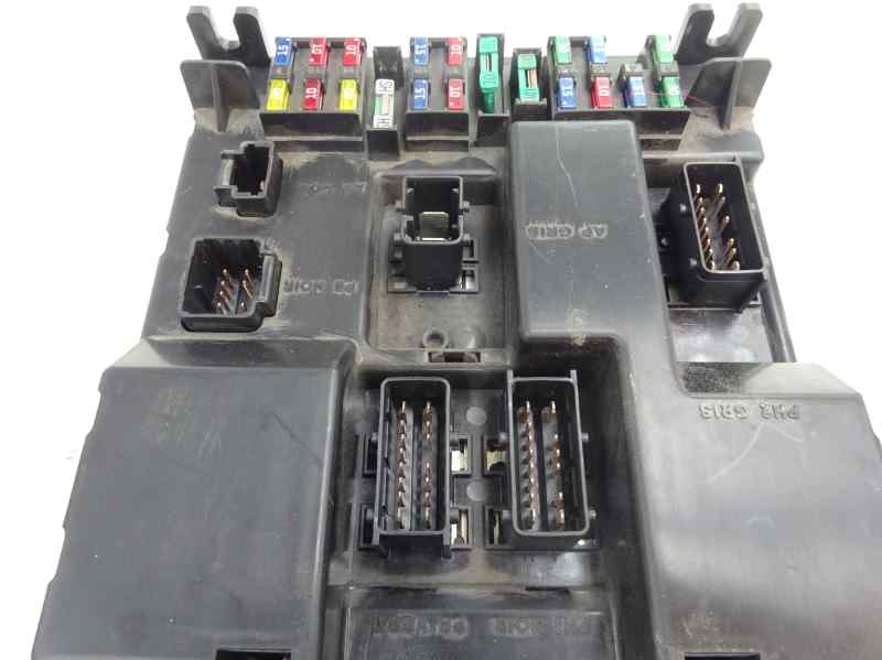 CAJA RELES FUSIBLES PEUGEOT 307 2.0 HDI MT 90CV