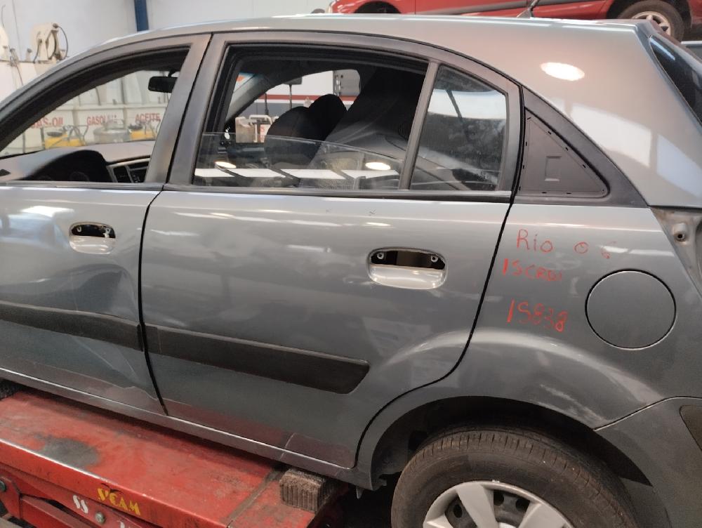 PUERTA TRASERA IZQUIERDA KIA RIO 1.5 CRDI MT 110CV