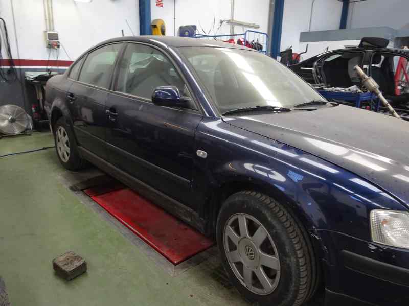 RETROVISOR DERECHO VOLKSWAGEN PASSAT 2000 1.9 TDI MT 115CV