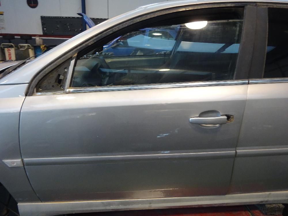 PUERTA DELANTERA IZQUIERDA OPEL VECTRA 1.9 CDTI MT 120CV | 88KW