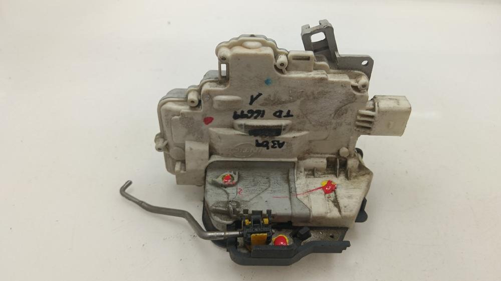 CERRADURA PUERTA TRASERA DERECHA AUDI A3 2.0 TDI S-TRONIC 140CV