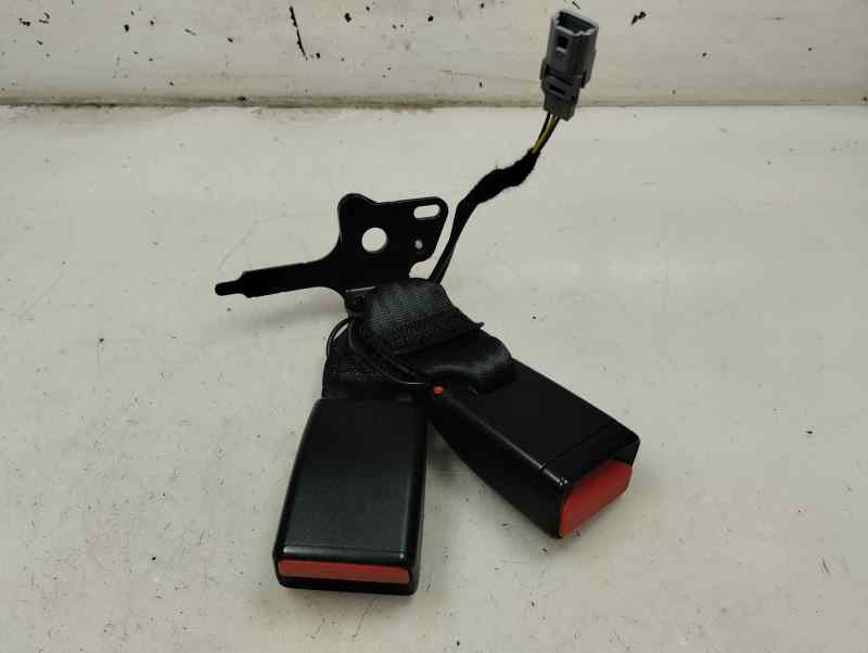 ANCLAJE CINTURON TRASERO DERECHO RENAULT CLIO 0.9 TSE MT 90CV