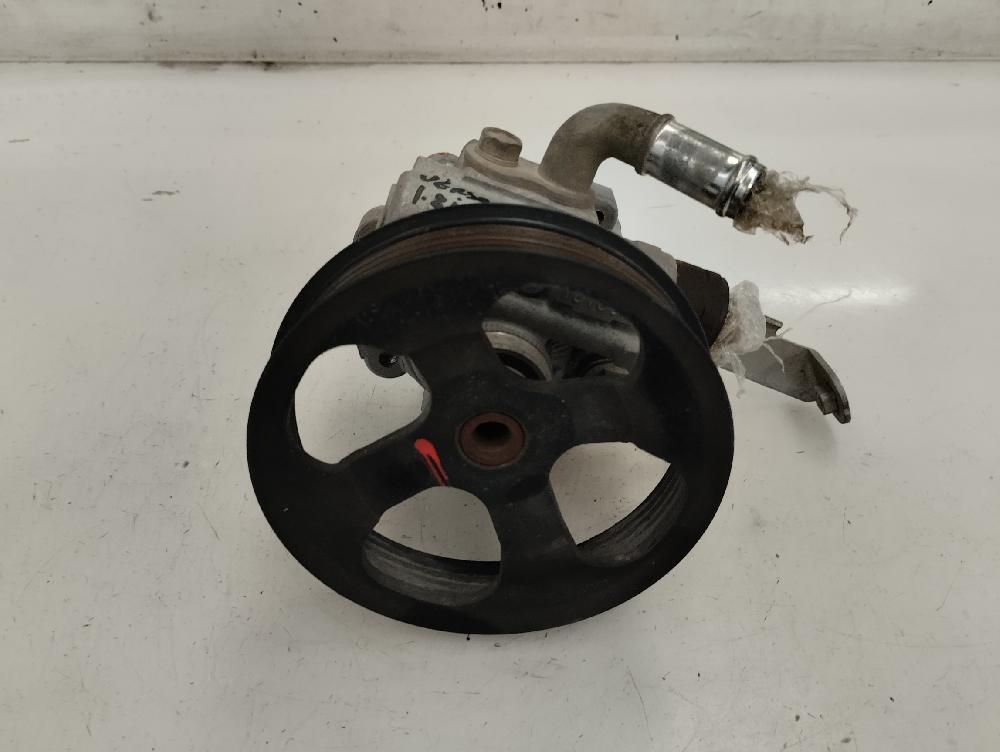 BOMBA DIRECCION TOYOTA COROLLA VERSO 1.8 AMT 129CV