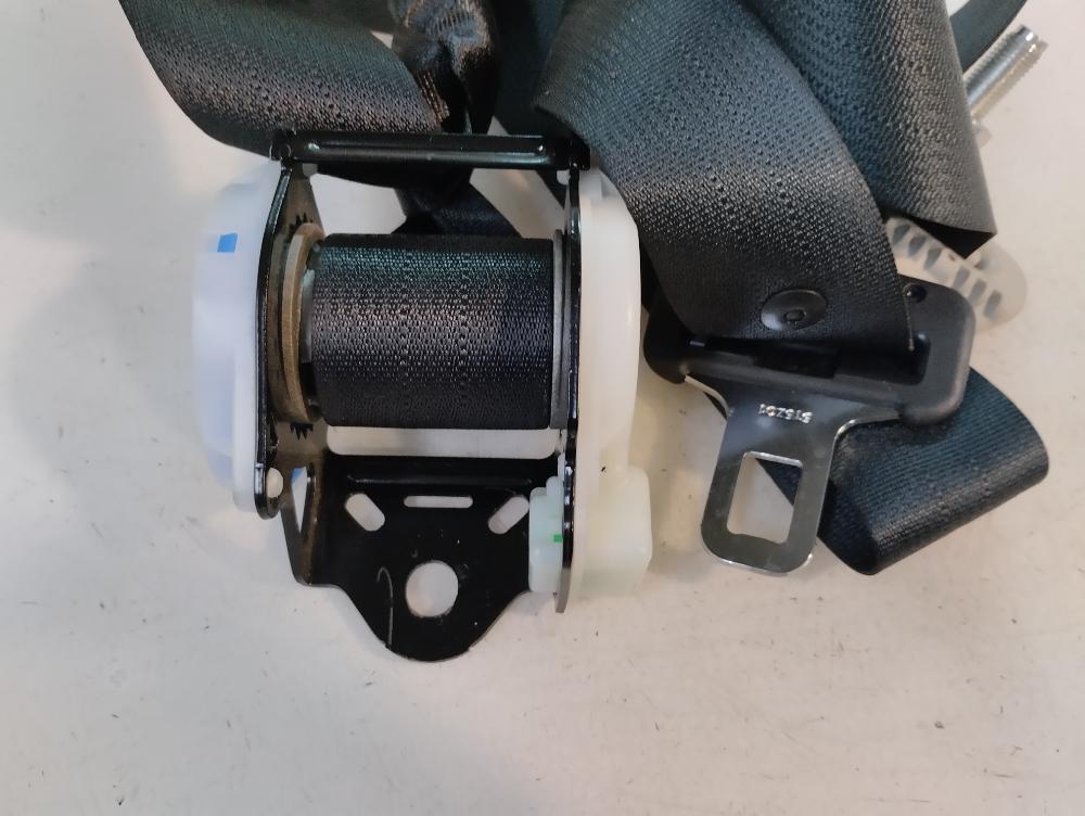 CINTURON SEGURIDAD TRASERO IZQUIERDO NISSAN MICRA 1.2 MT 80CV