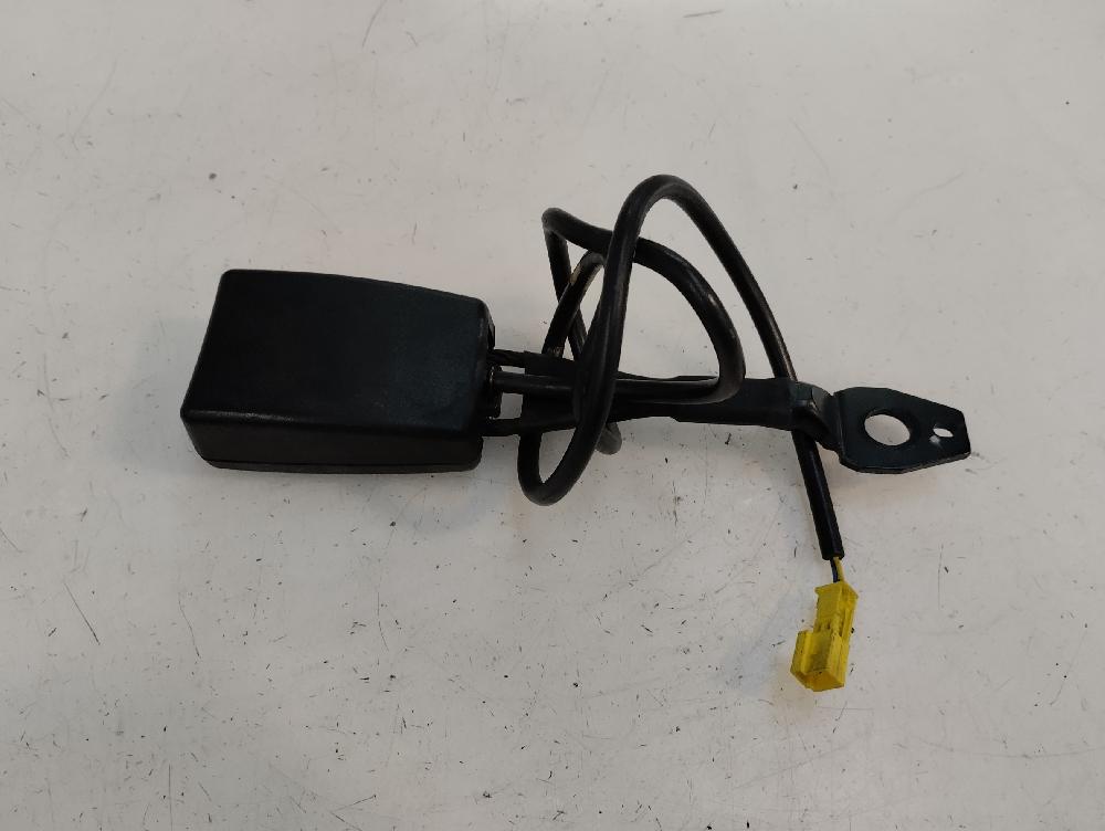 ANCLAJE CINTURON DELANTERO DERECHO MERCEDES BENZ CLASE C 2001 2.2 MT 143CV | 105KW