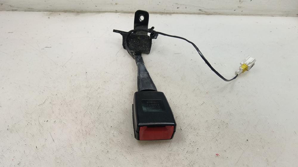 ANCLAJE CINTURON DELANTERO IZQUIERDO CITROEN C4 CACTUS 1.6 MT 99CV | 73KW