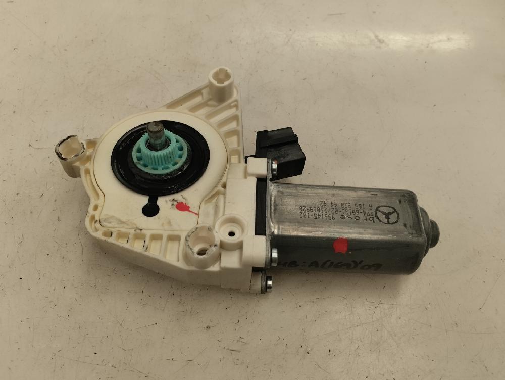 MOTOR ELEVALUNAS DELANTERO DERECHO MERCEDES BENZ CLASE A 2009 2.0 A 180 CDI MT 109CV