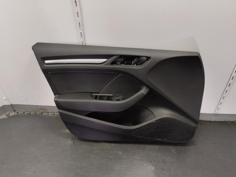 JUEGO ASIENTOS COMPLETO AUDI A3 1.5 MT 150CV | 110KW