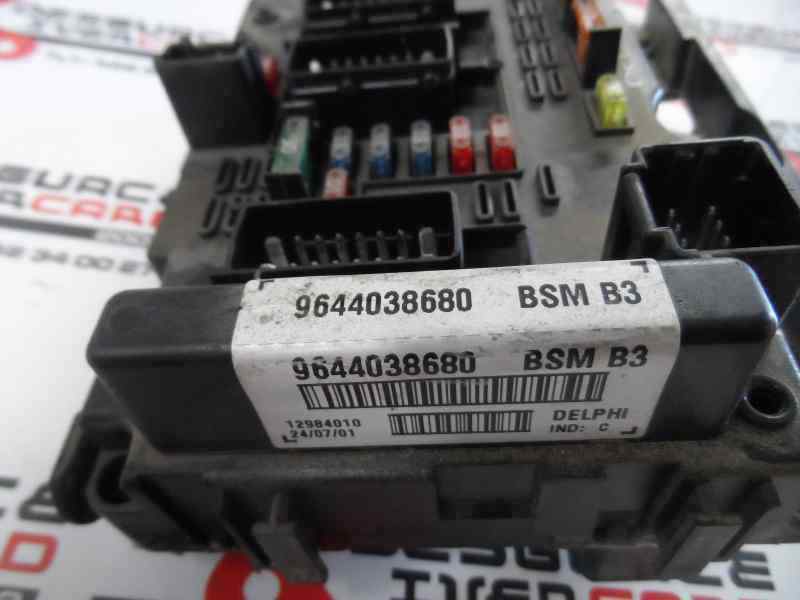 CAJA RELES FUSIBLES CITROEN XSARA 1.9 D MT 70CV