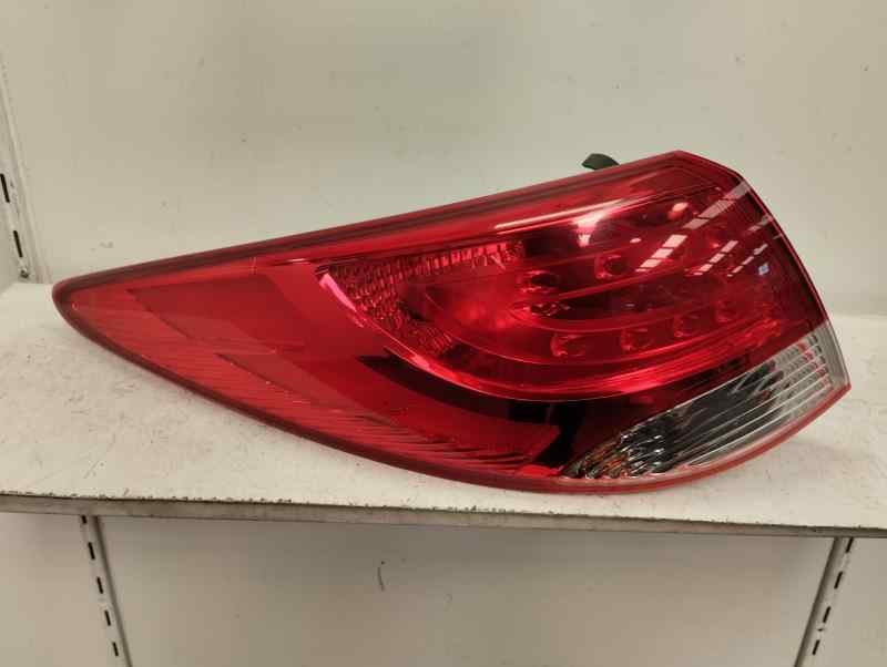 PILOTO TRASERO IZQUIERDO HYUNDAI IX35 2.0 CRDI MT 4WD 136CV