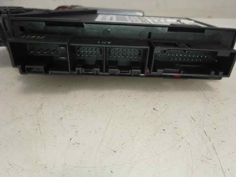 MOTOR ELEVALUNAS DELANTERO DERECHO AUDI A4 2.0 TDI MT QUATTRO 140CV