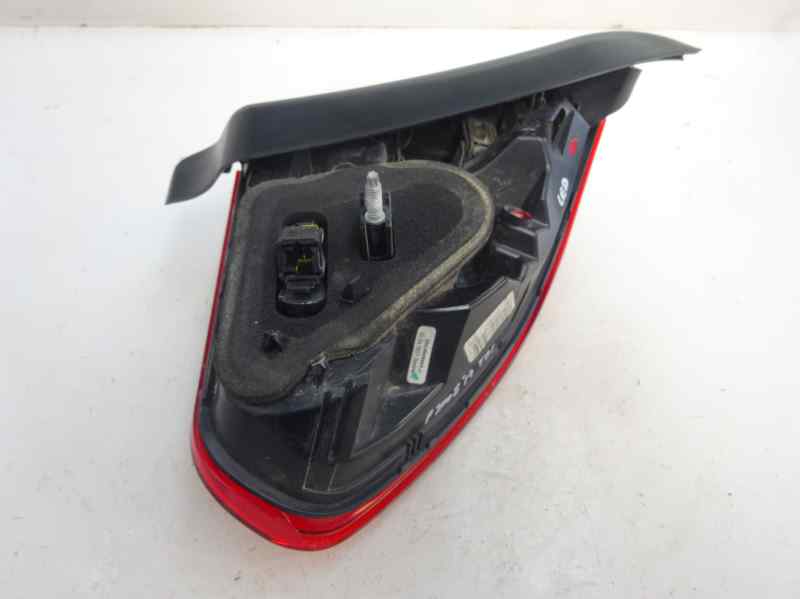 PILOTO TRASERO DERECHO INTERIOR PEUGEOT 2008 1.6 MT 120CV | 88KW