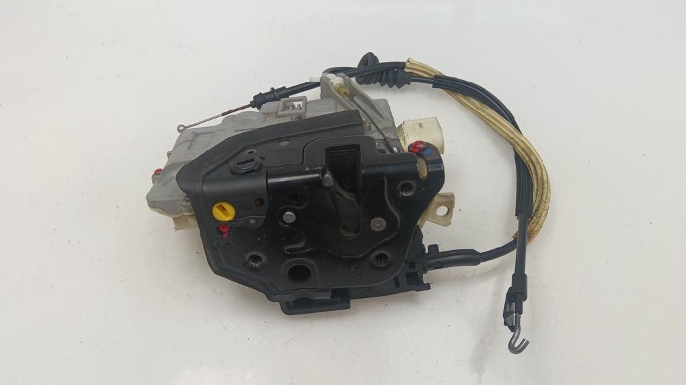 CERRADURA PUERTA TRASERA IZQUIERDA VOLKSWAGEN PASSAT PASSAT 2.0 140CV TDI 103KW
