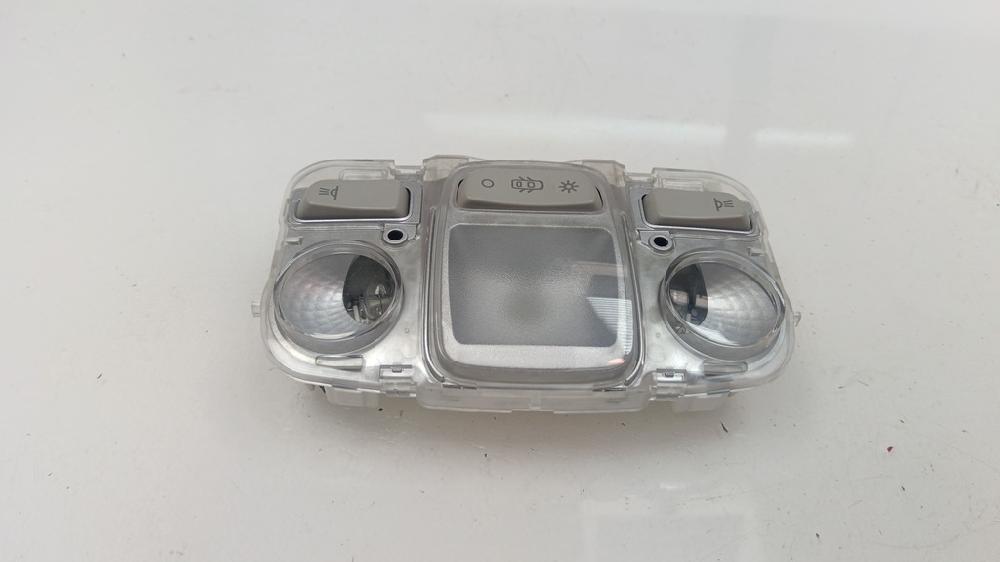 LUZ INTERIOR CITROEN C4 CACTUS 1.2 MT 110CV | 81KW