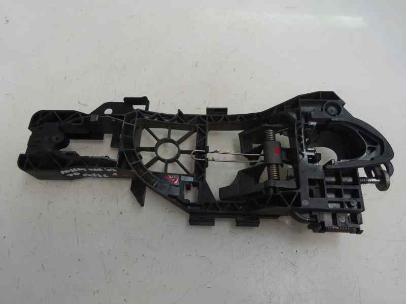SOPORTE MANETA EXTERIOR PUERTA TRASERA DERECHA VOLKSWAGEN PASSAT VARIANT 2.0 TDI DSG 150CV