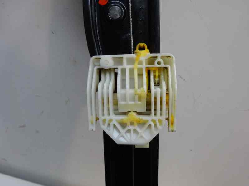 ELEVALUNAS DELANTERO DERECHO BMW SERIE 1 2008 2.0 118D MT 143CV