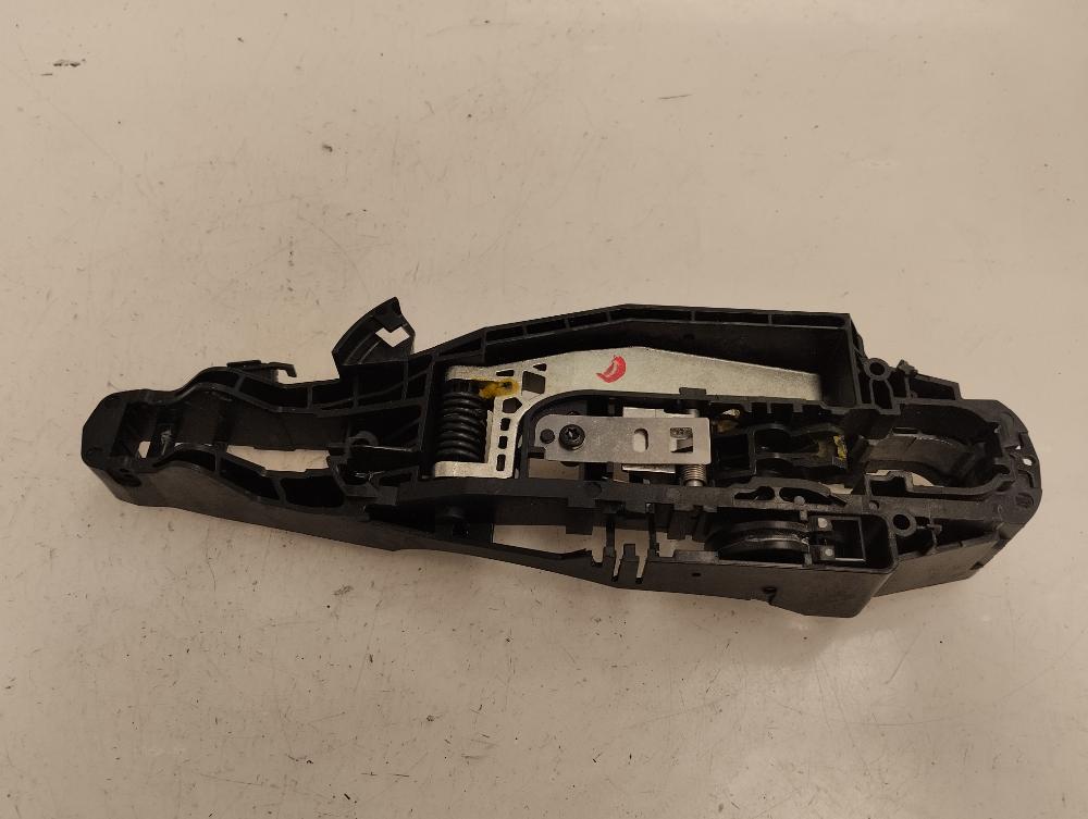 SOPORTE MANETA EXTERIOR PUERTA TRASERA DERECHA CITROEN C4 2011 1.6 90CV HDI FAP