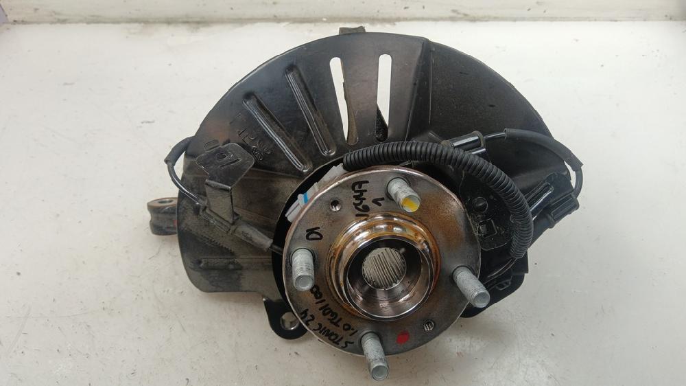 MANGUETA DELANTERA IZQUIERDA KIA STONIC 1.0 GDI MT 120CV | 88KW