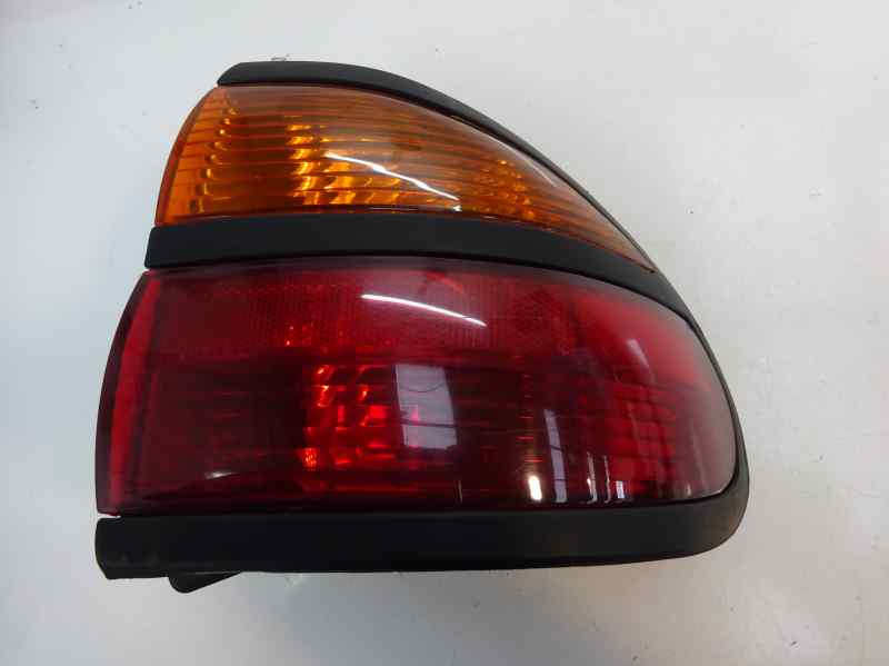 PILOTO TRASERO DERECHO RENAULT LAGUNA 1.9 DTI MT 100CV
