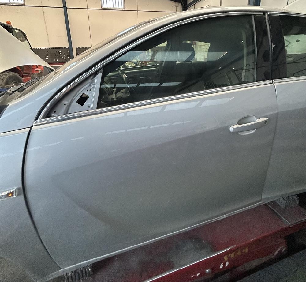 PUERTA DELANTERA IZQUIERDA OPEL INSIGNIA 2.0 CDTI MT 130CV