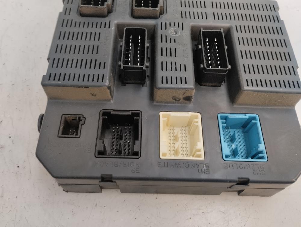 CAJA RELES FUSIBLES CITROEN C4 2005 1.6 HDI MT 90CV