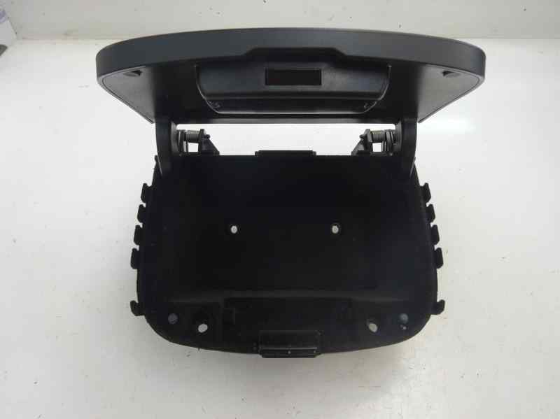 GUANTERA CHEVROLET CAPTIVA 2.2 D MT 5 PLAZAS 163CV