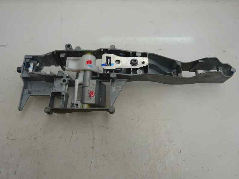 SOPORTE MANETA EXTERIOR DELANTERA DERECHA CITROEN C3 PICASSO 1.4 MT 95CV | 70KW