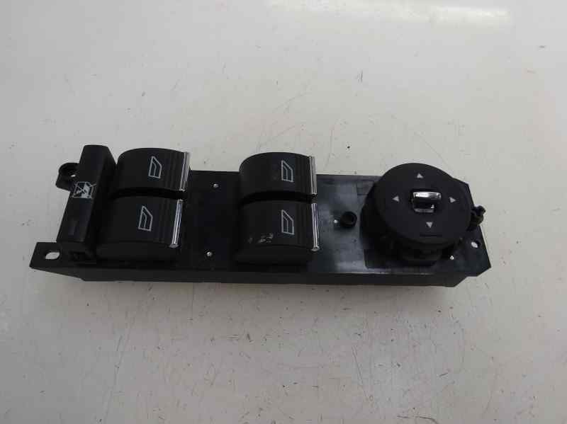 MANDO ELEVALUNAS DELANTERO IZQUIERDO FORD FOCUS 1.0 ECOBOOST MT 125CV