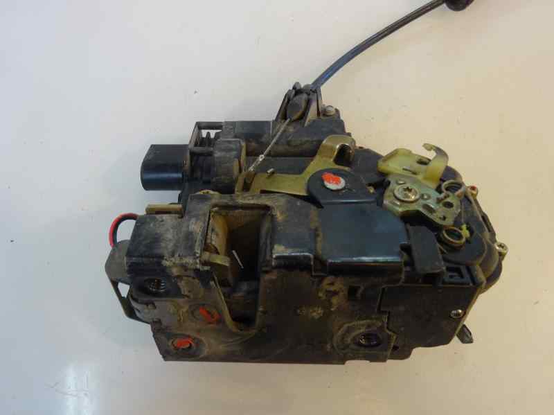 CERRADURA PUERTA DELANTERA DERECHA VOLKSWAGEN GOLF 1.9 TDI MT 90CV