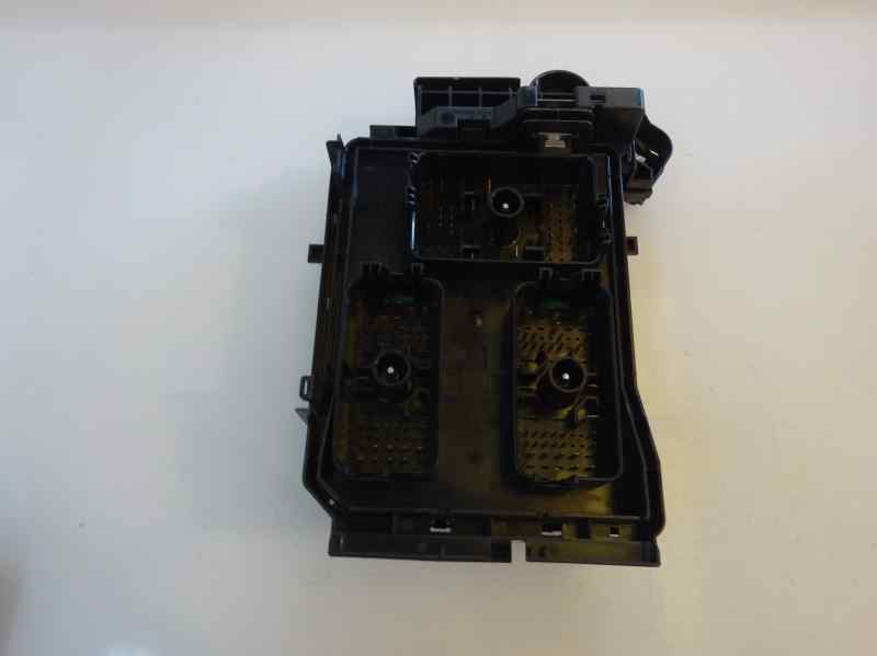 CAJA RELES FUSIBLES OPEL ASTRA 1.4 T MT 125CV | 92KW