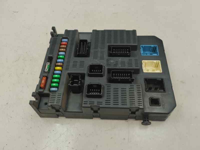 CAJA RELES FUSIBLES PEUGEOT 207 1.4 VTI MT 95CV