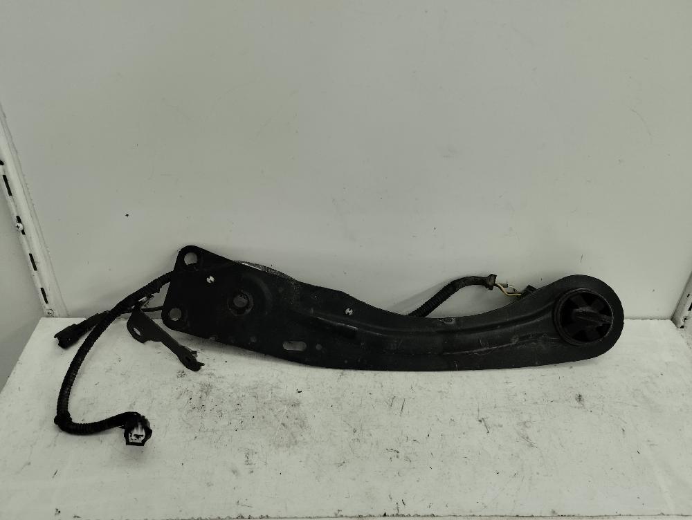BRAZO SUSPENSION INFERIOR TRASERO DERECHO FORD KUGA 1.5 120CV | 88KW, GASOLINA, MT, ACCIONAMIENTO DELANTERO