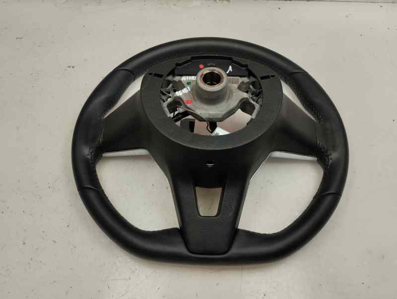 VOLANTE NISSAN MICRA 1.0 MT 73CV