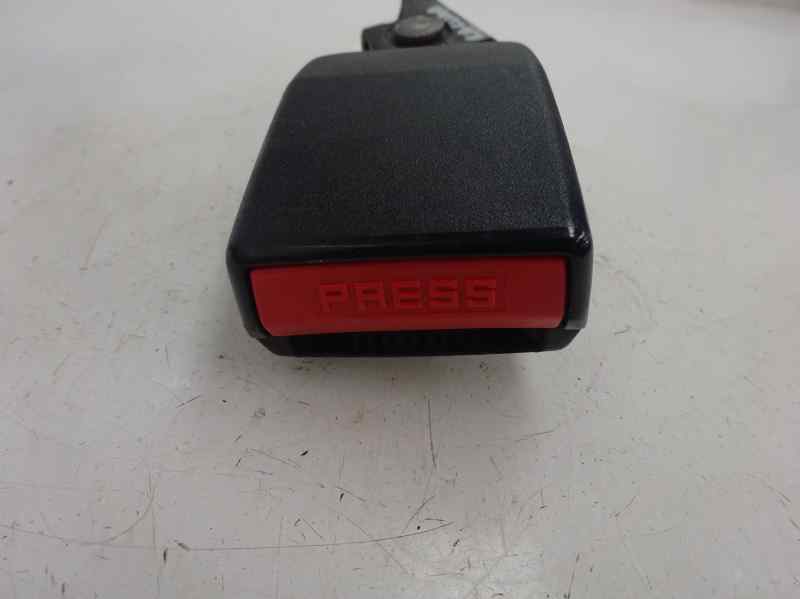 ANCLAJE CINTURON TRASERO DERECHO RENAULT LAGUNA 2.0 DCI MT 150CV