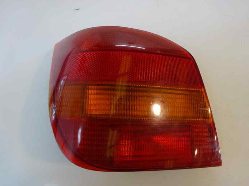 PILOTO TRASERO IZQUIERDO FORD FIESTA 1.1 MT 49CV | 36KW