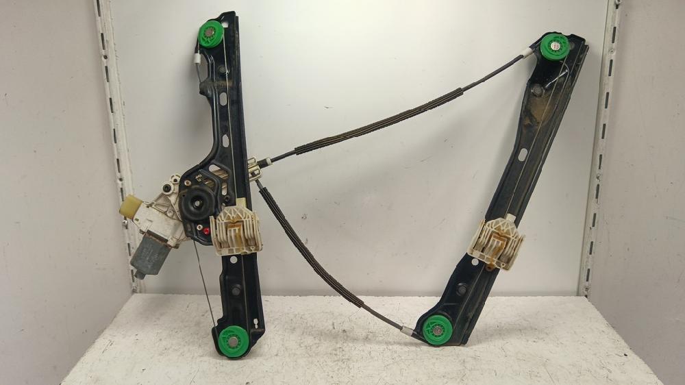 ELEVALUNAS DELANTERO IZQUIERDO BMW SERIE 1 2.0 MT 122CV | 90KW