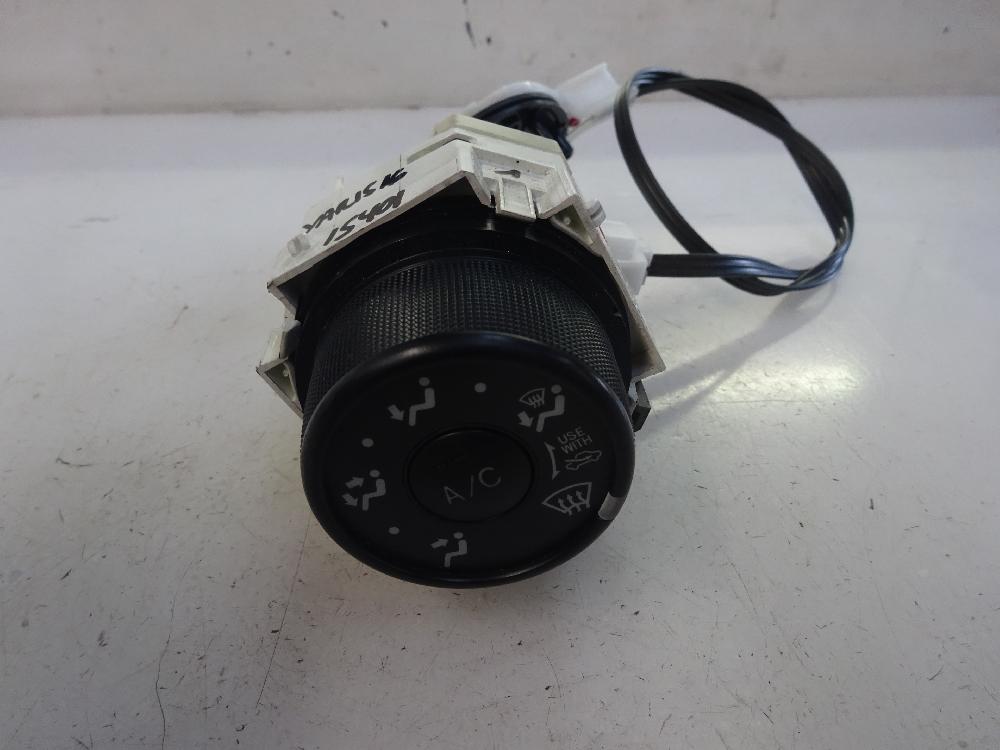 MANDO CALEFACCION AIRE ACONDICIONADO TOYOTA YARIS 1.0 MT 69CV