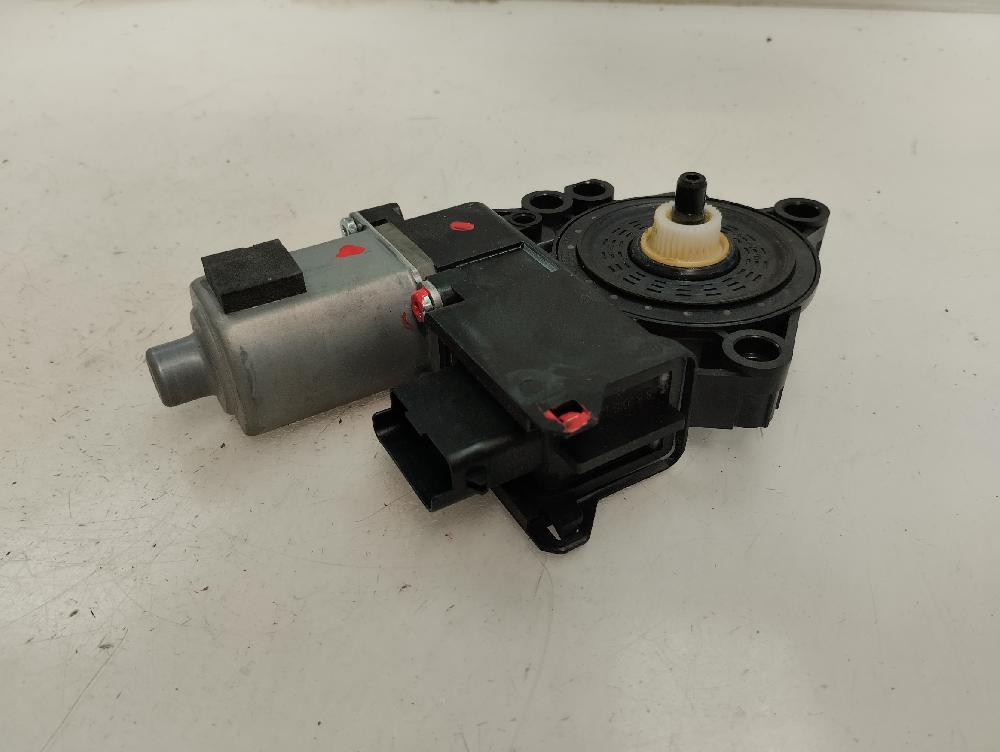 MOTOR ELEVALUNAS DELANTERO DERECHO HYUNDAI I40 1.7 CRDI MT 141CV
