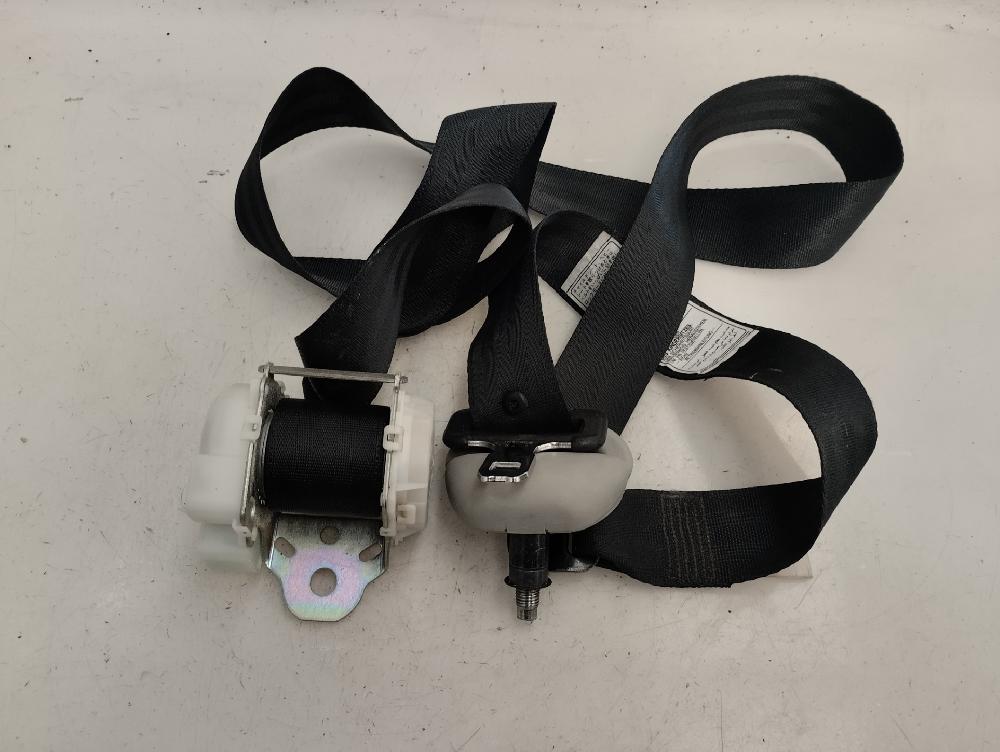 CINTURON SEGURIDAD TRASERO IZQUIERDO TOYOTA COROLLA VERSO 1.8 AMT 129CV