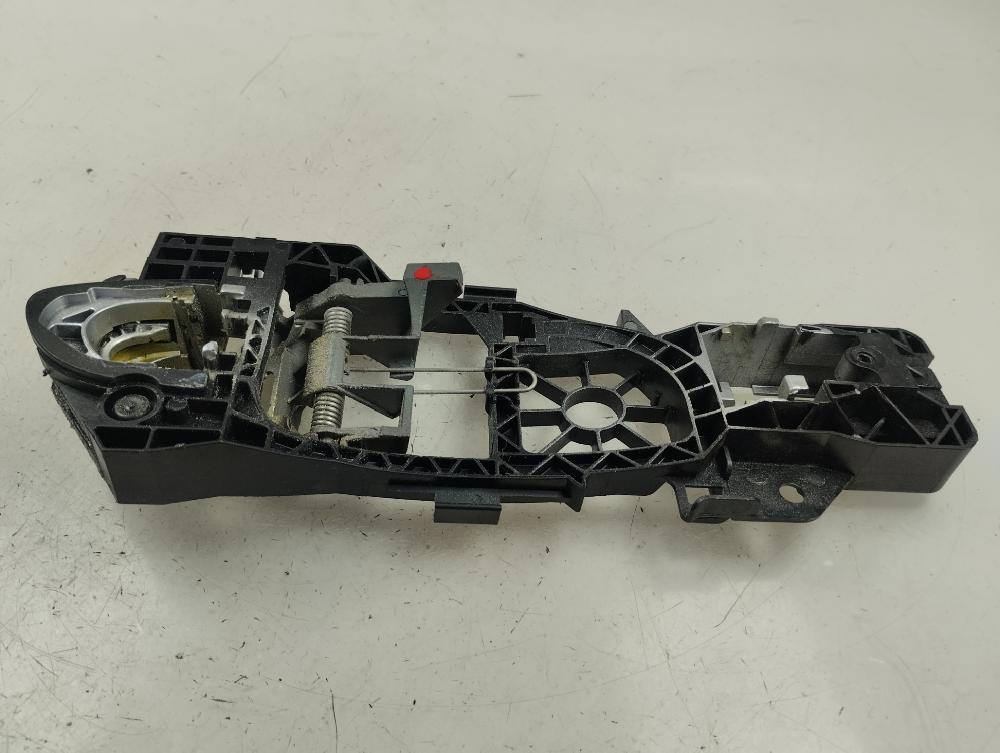 SOPORTE MANETA EXTERIOR PUERTA TRASERA DERECHA VOLKSWAGEN PASSAT 2.0 TDI MT 140CV