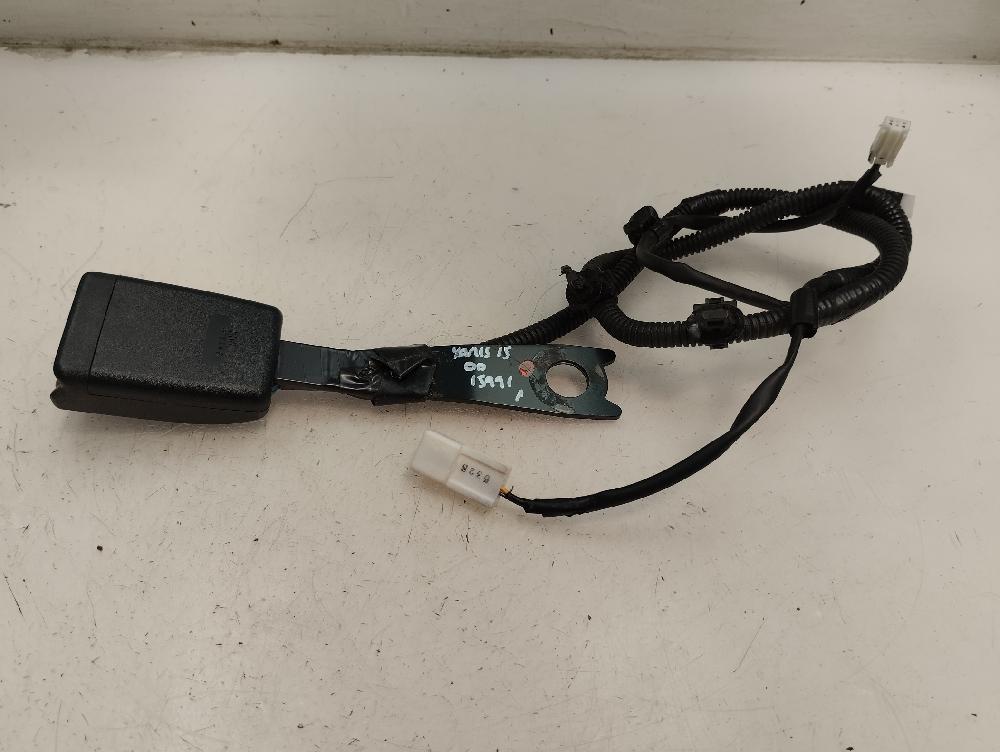 ANCLAJE CINTURON DELANTERO DERECHO TOYOTA YARIS 1.5 MT 106CV