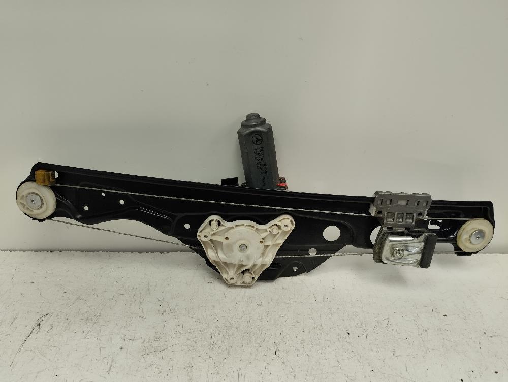 ELEVALUNAS TRASERO DERECHO MERCEDES BENZ CLASE E 2004 2.2 MT 150CV | 110KW