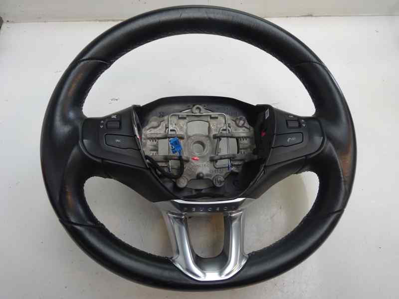 VOLANTE PEUGEOT 2008 1.6 MT 120CV | 88KW