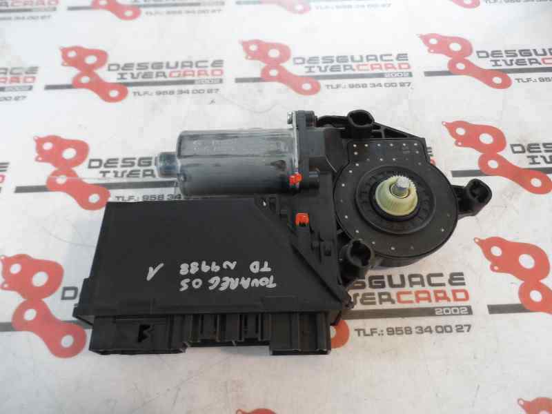 MOTOR ELEVALUNAS TRASERO DERECHO VOLKSWAGEN TOUAREG 3.0 TDI MT 225CV