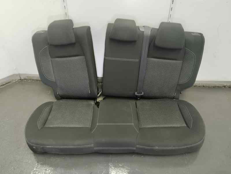 JUEGO ASIENTOS COMPLETO PEUGEOT 208 1.2 MT 110CV | 81KW