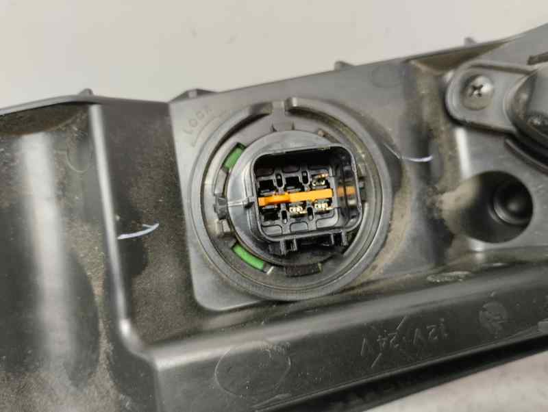 FARO DERECHO HYUNDAI BAYON 2024 1.2 MT 84CV | 62KW