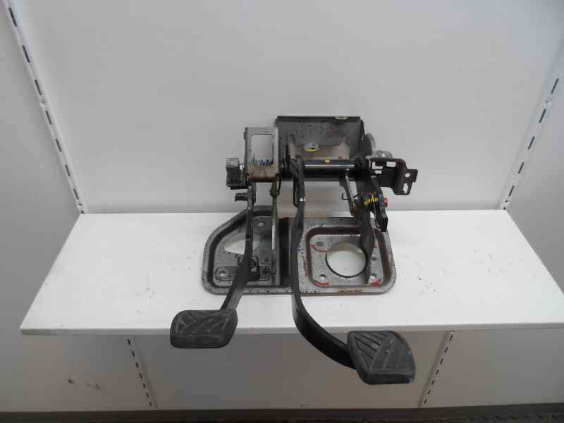 PEDAL EMBRAGUE OPEL AGILA 1.3 CDTI MT 75CV