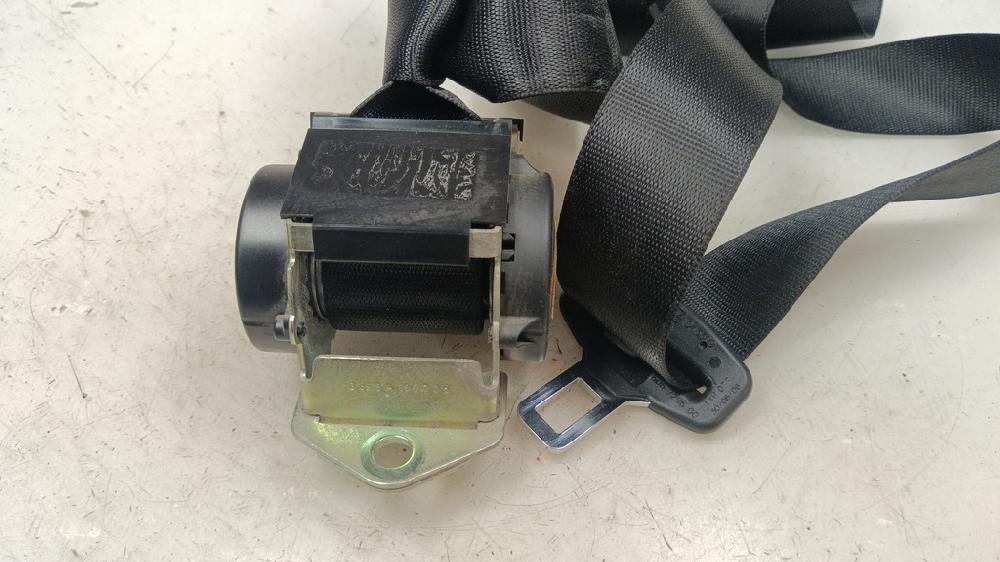 CINTURON SEGURIDAD TRASERO DERECHO BMW SERIE 1 2006 2.0 MT 122CV | 90KW