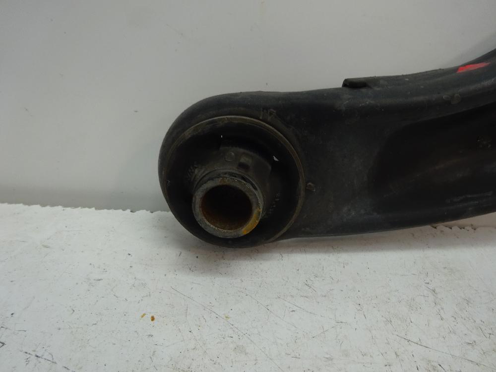 BRAZO SUSPENSION INFERIOR DELANTERO IZQUIERDO TOYOTA YARIS 1.0 MT 69CV