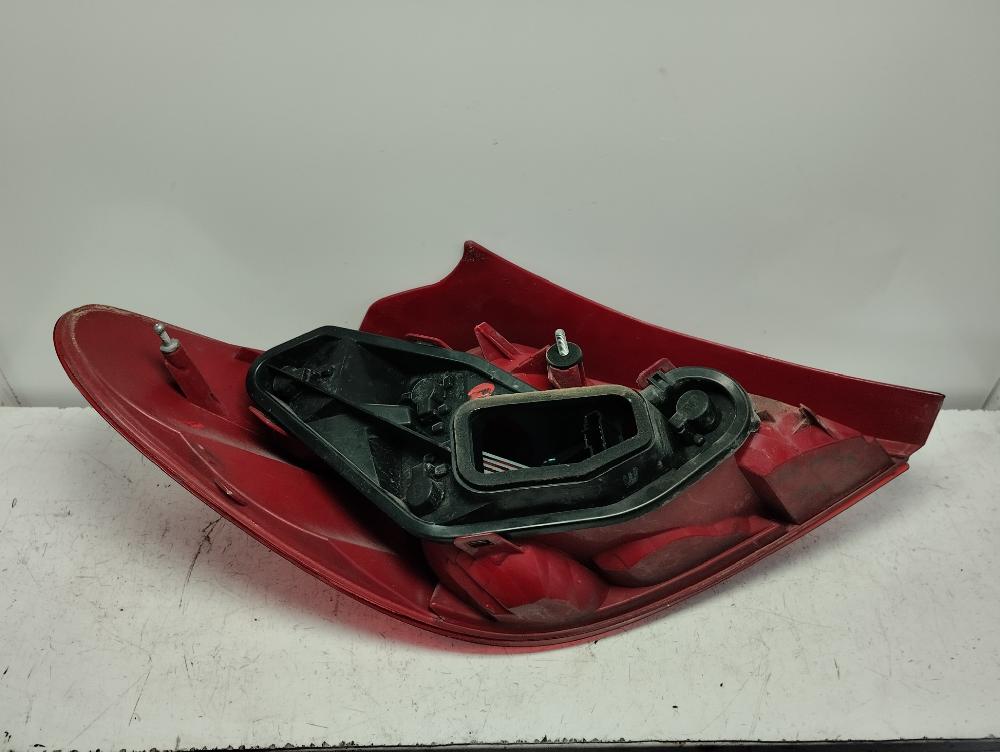 PILOTO TRASERO DERECHO PEUGEOT 207 1.6 HDI MT 90CV